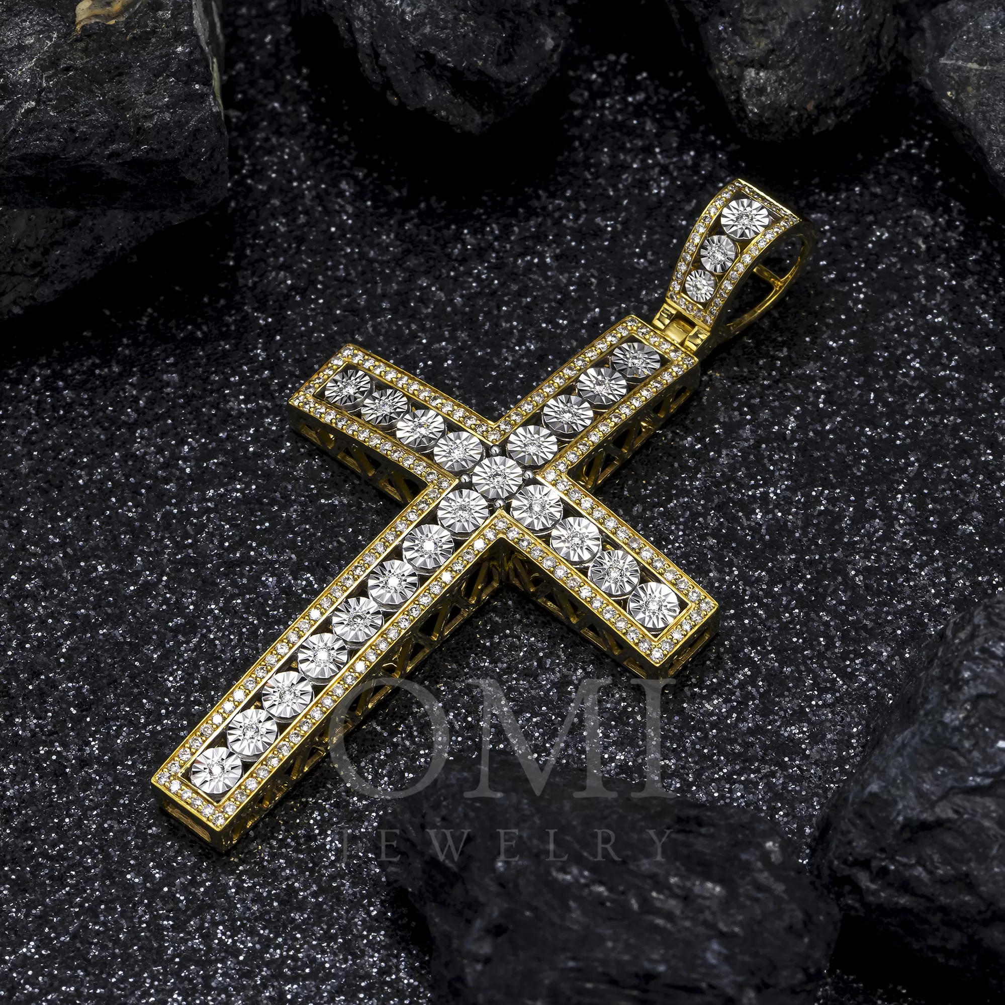 10K GOLD ROUND DIAMOND CROSS PENDANT 0.92 CT