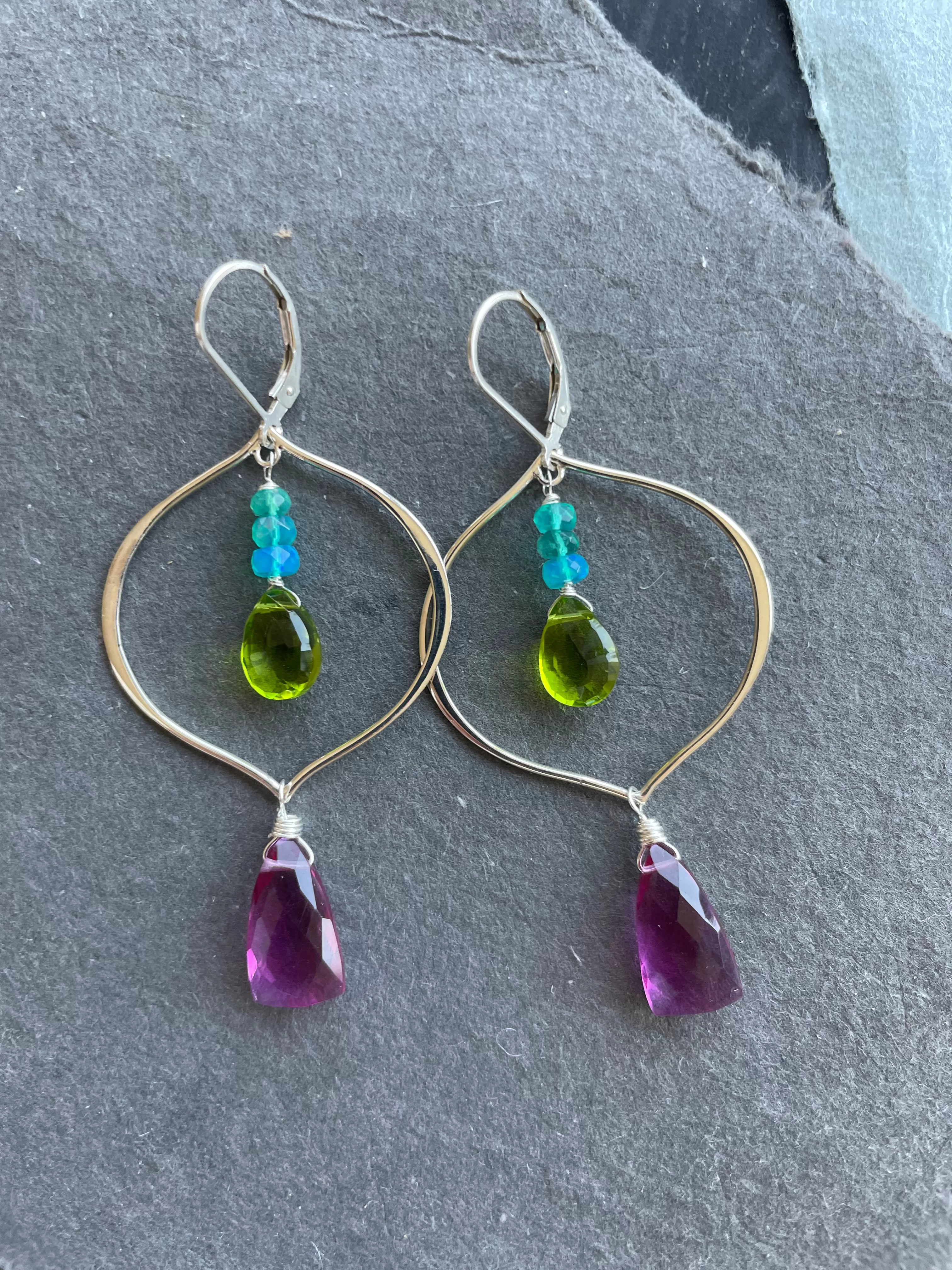 A Summer Vibe Hoop Earrings