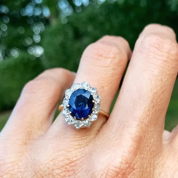 Antique Sapphire & Diamond Ring