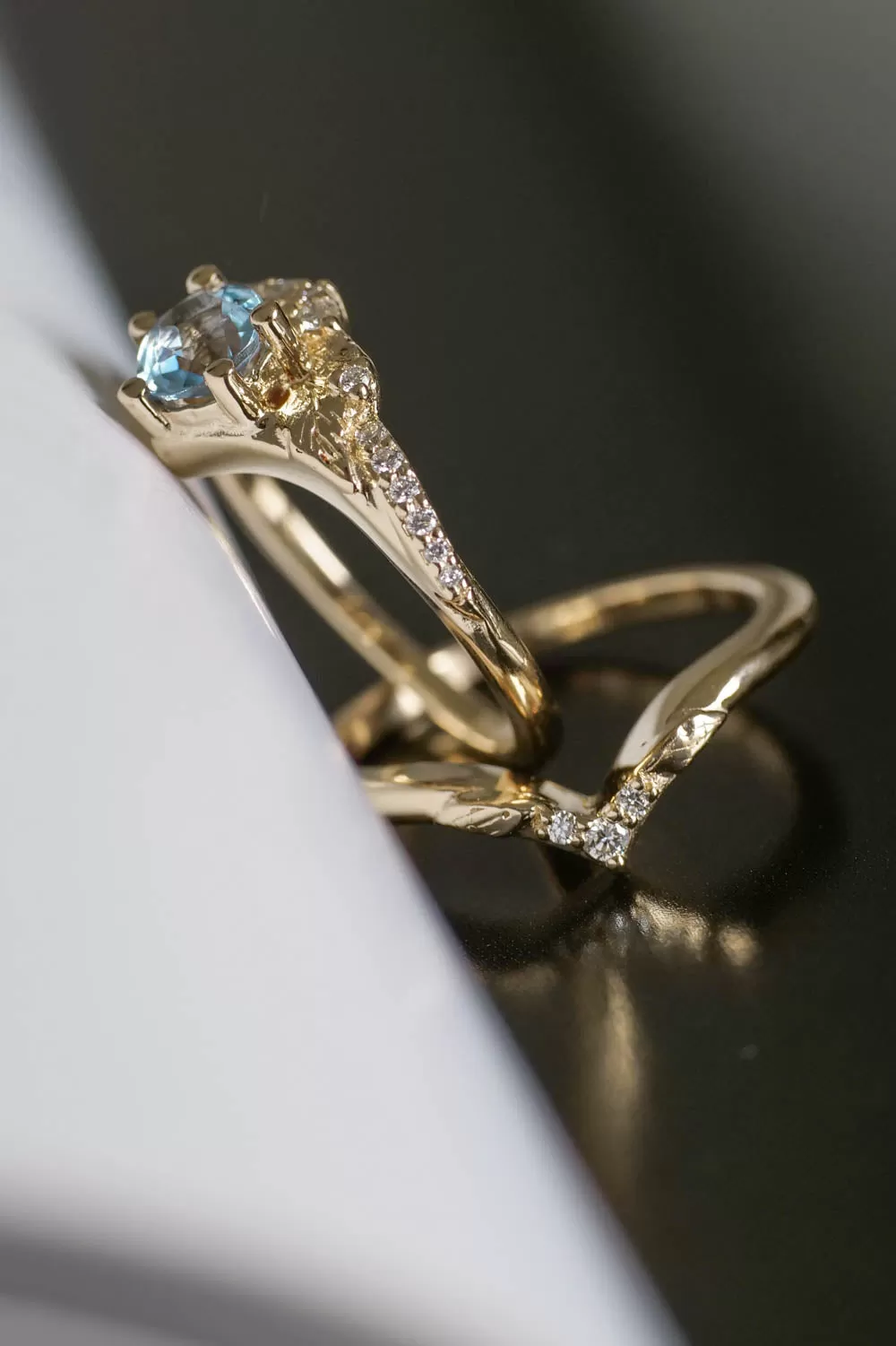 Aquamarine rings in yellow gold, bridal set / Amelia