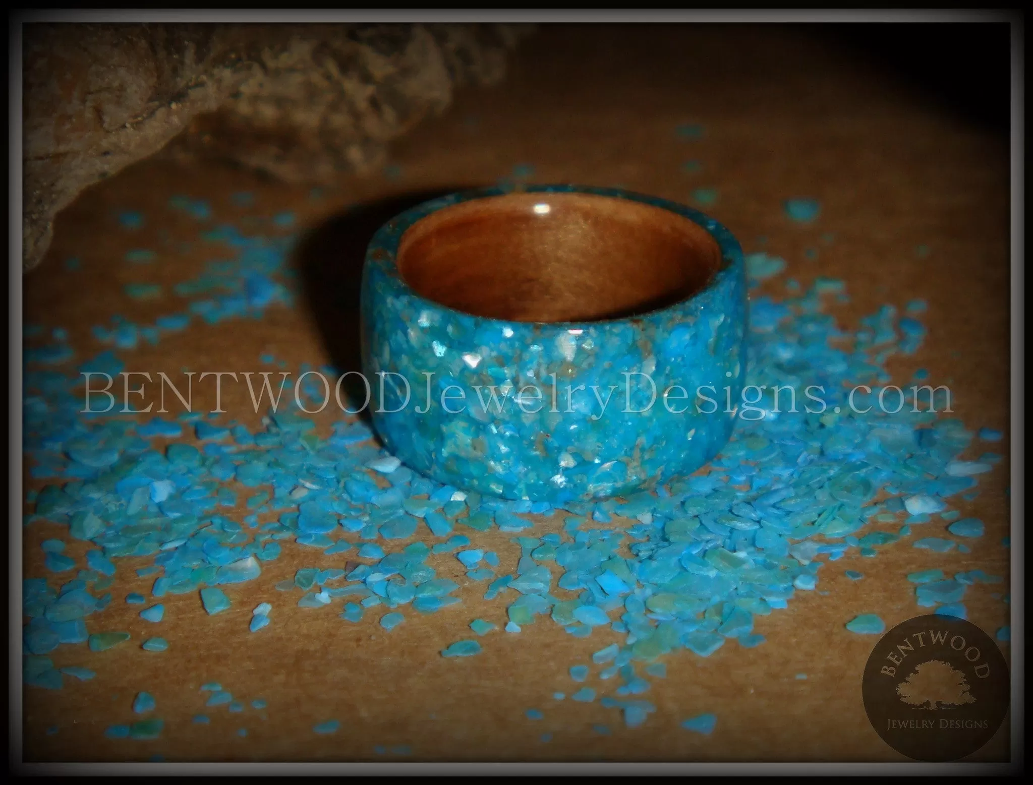 Bentwood Ring - Australian Red Gum Wood Ring with Full Turquoise Mother of Pearl Inlay