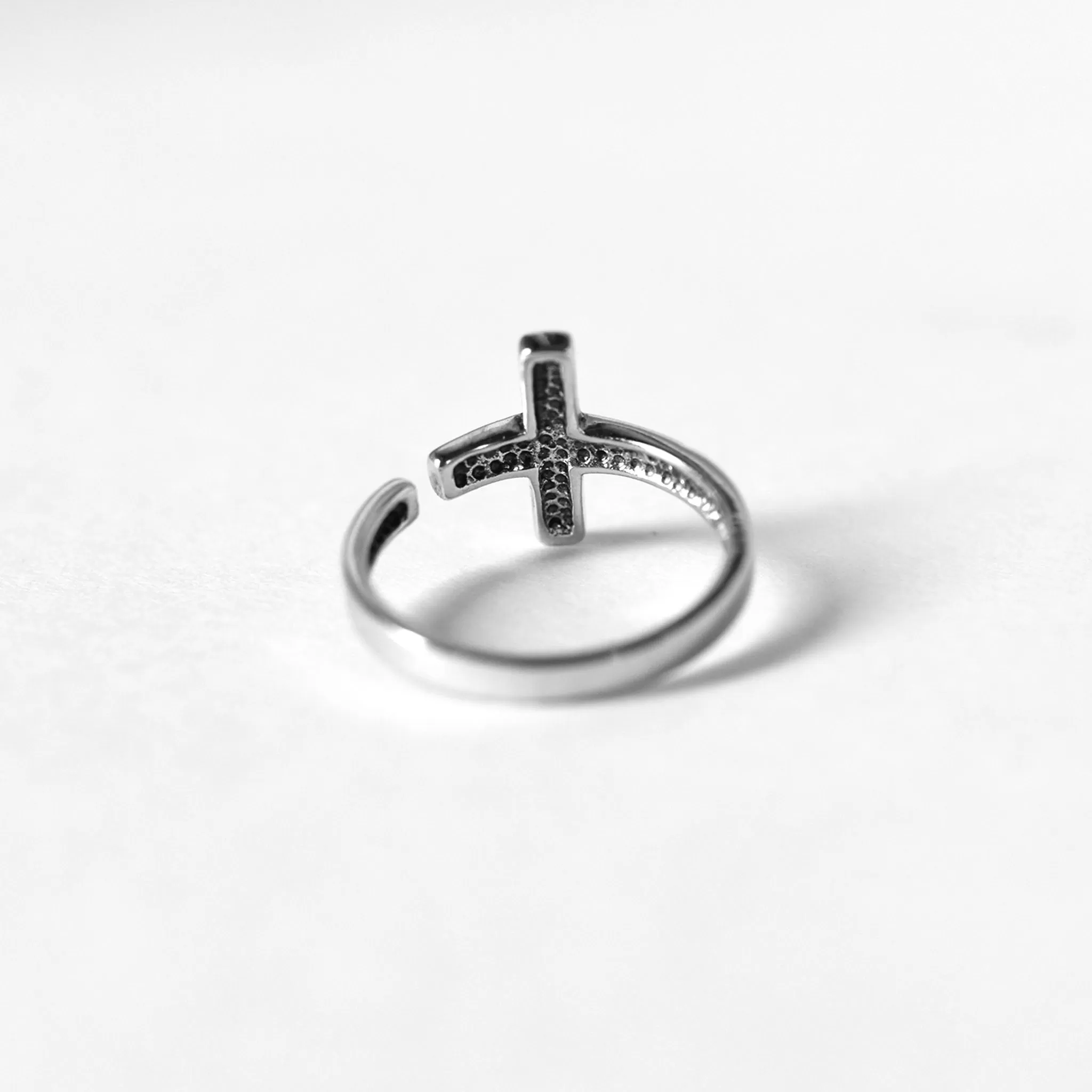 Black Adjustable Cross Ring