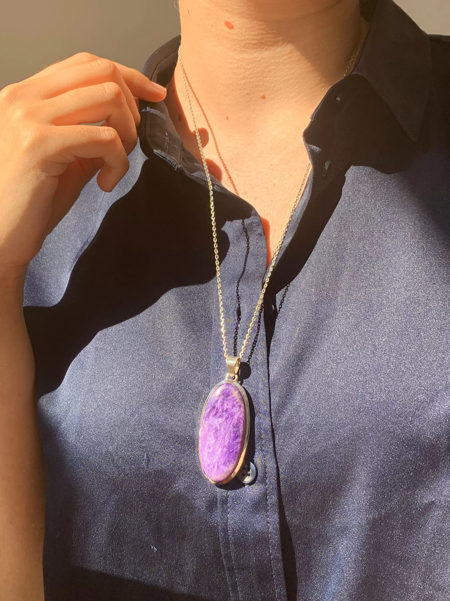 Charoite Naevia Pendant - Long Oval