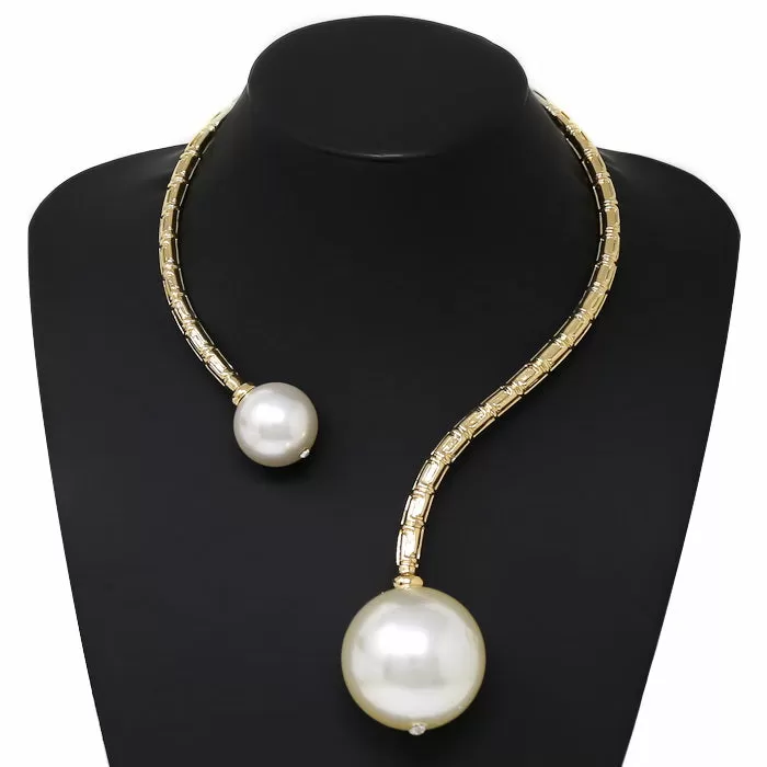 Chunky Pearl Textured Metal Cuff Choker Necklace