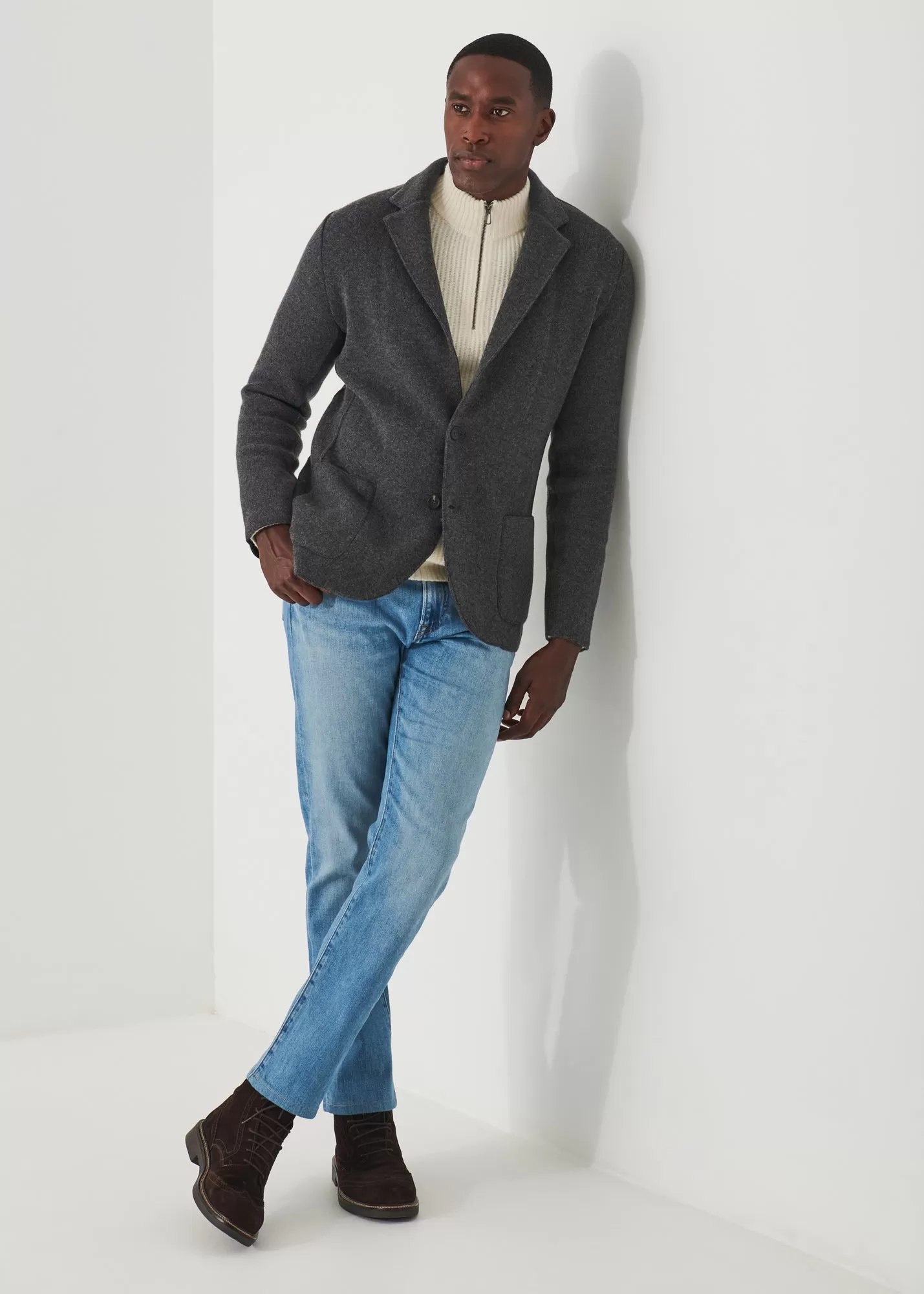 ITALIAN CASHMERE TWO-BUTTON BLAZER