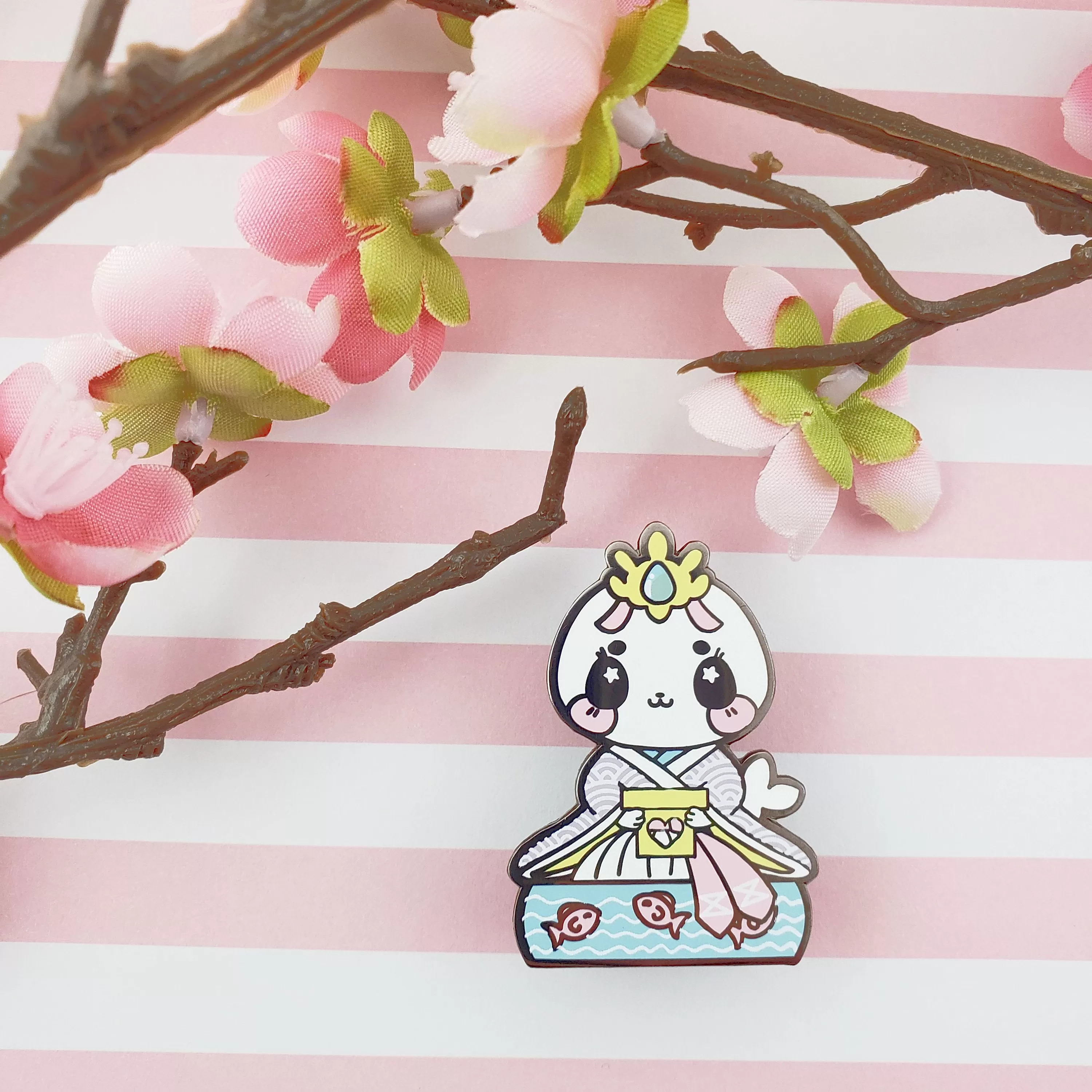 Lady Harp Seal: Girl's Day Animal Enamel Pins