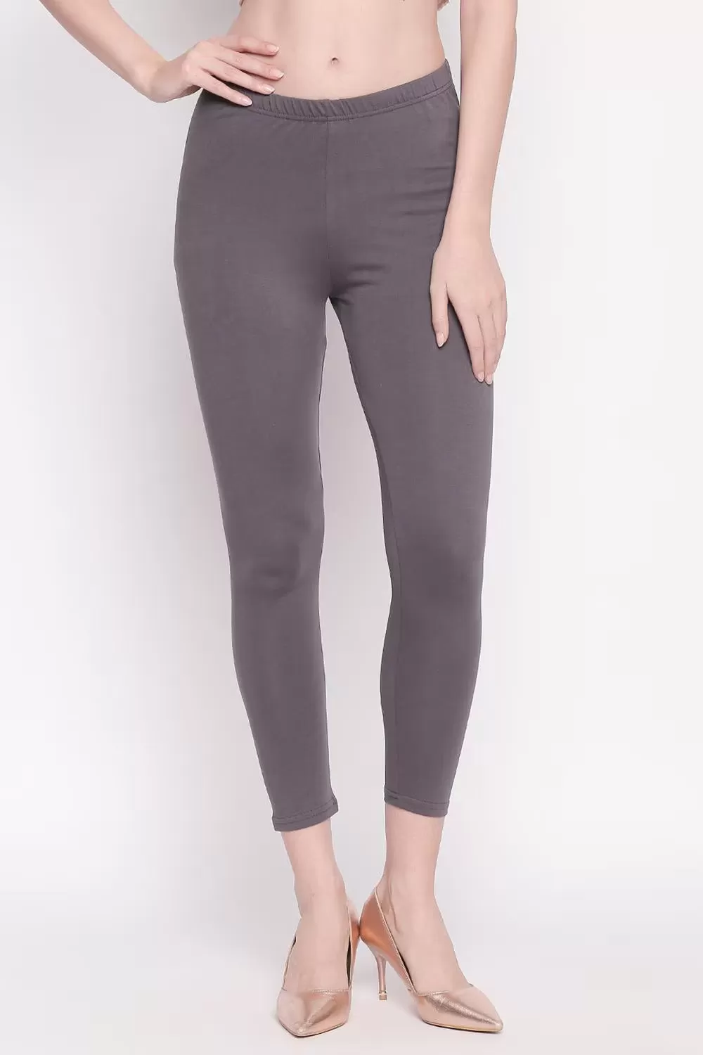 Pleasing Grey Color Premium Quality Leggings For Women