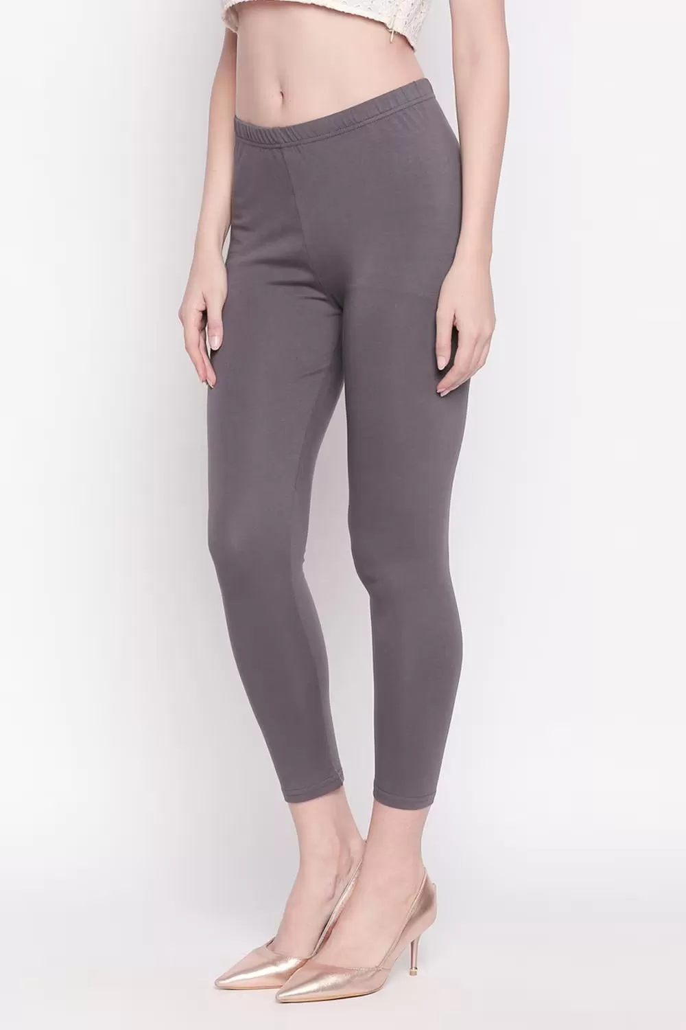 Pleasing Grey Color Premium Quality Leggings For Women