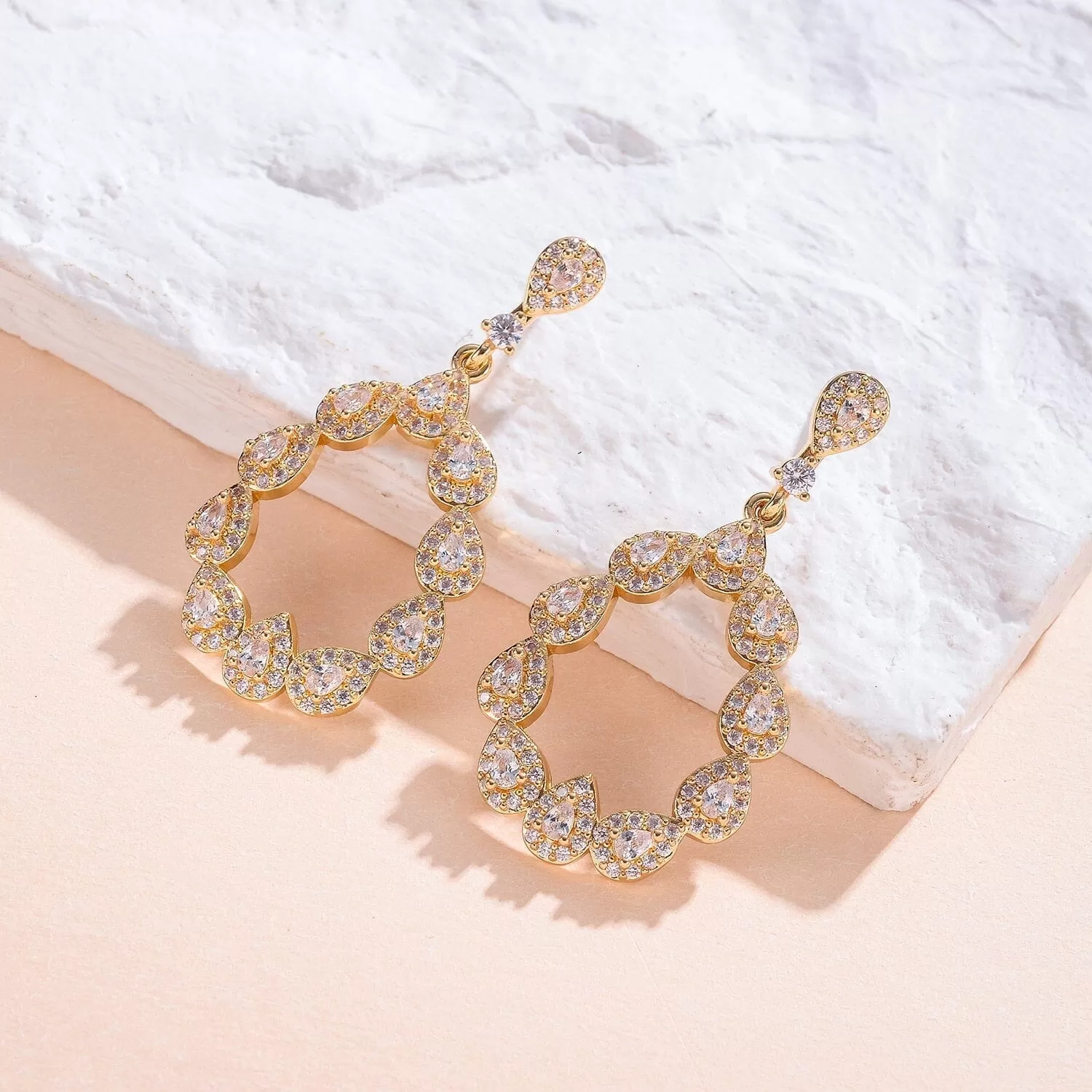 Stunning Fashion Colorful Crystal Drop Flash Earrings