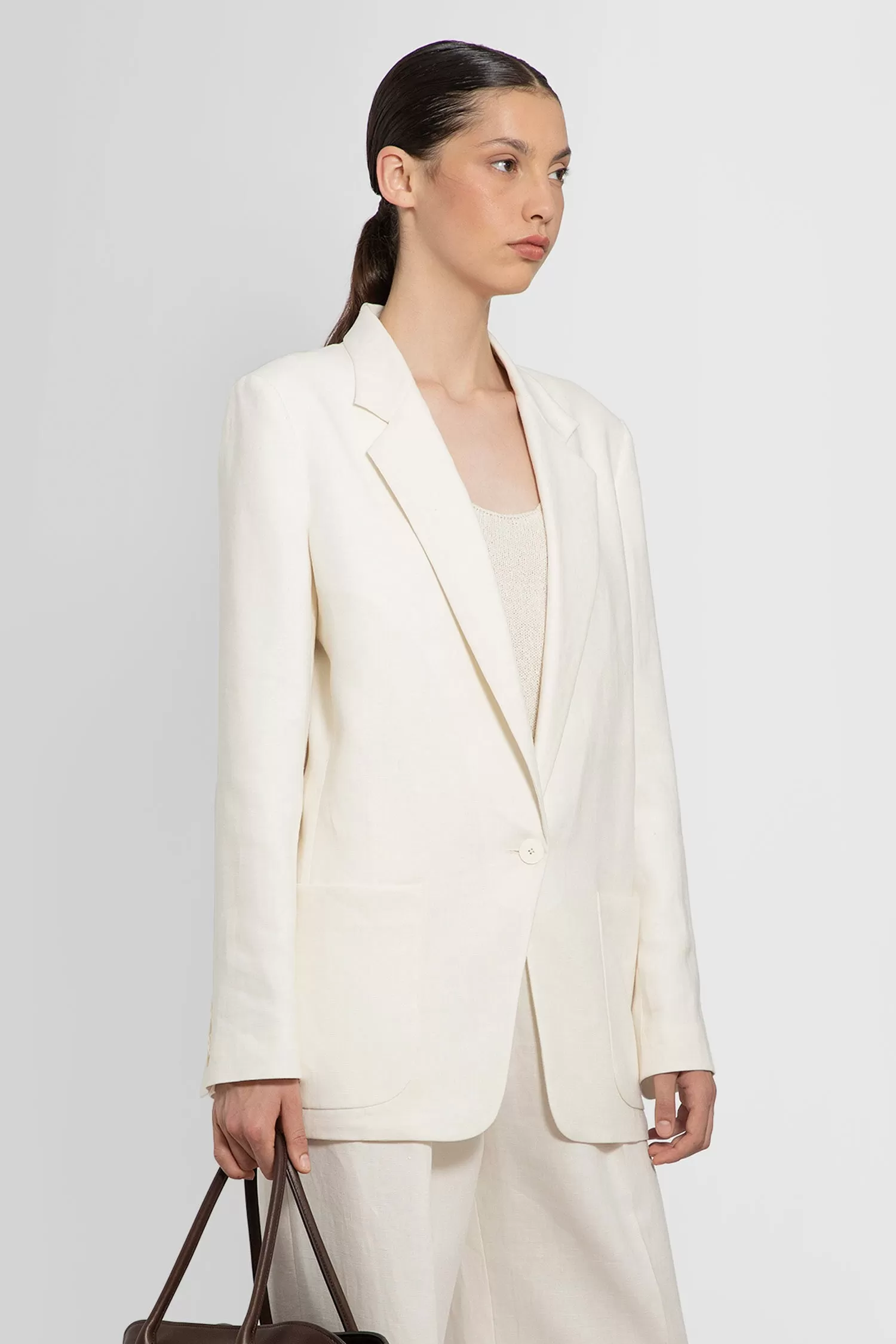 THE ROW WOMAN OFF-WHITE BLAZERS