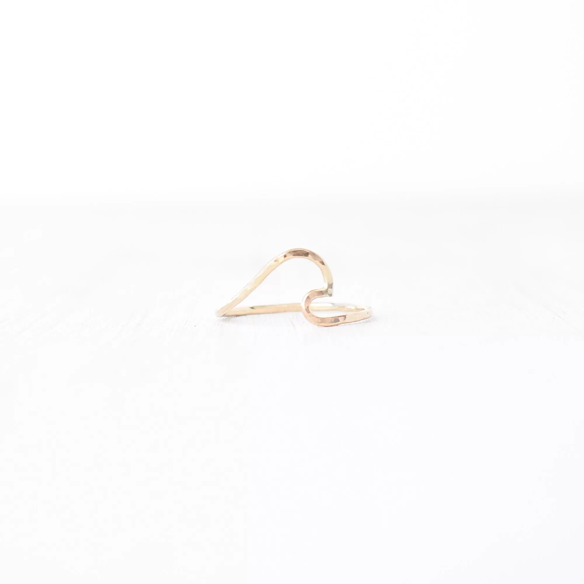 Thin Nalu Ring