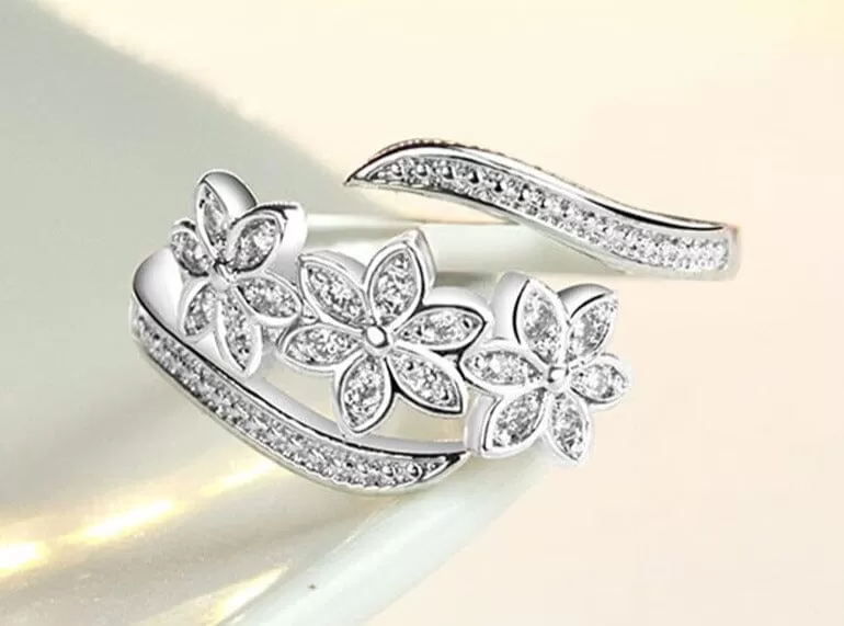 Three Flowers Silver Resizable Ring