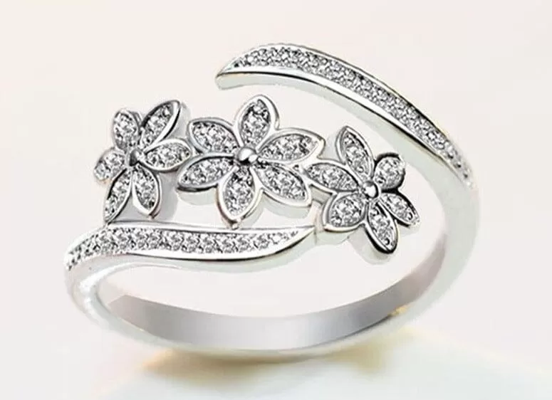 Three Flowers Silver Resizable Ring