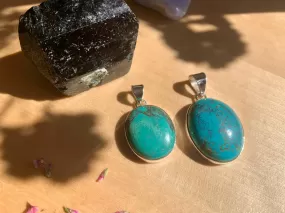 Tibetan Turquoise Akoni Pendant - Round