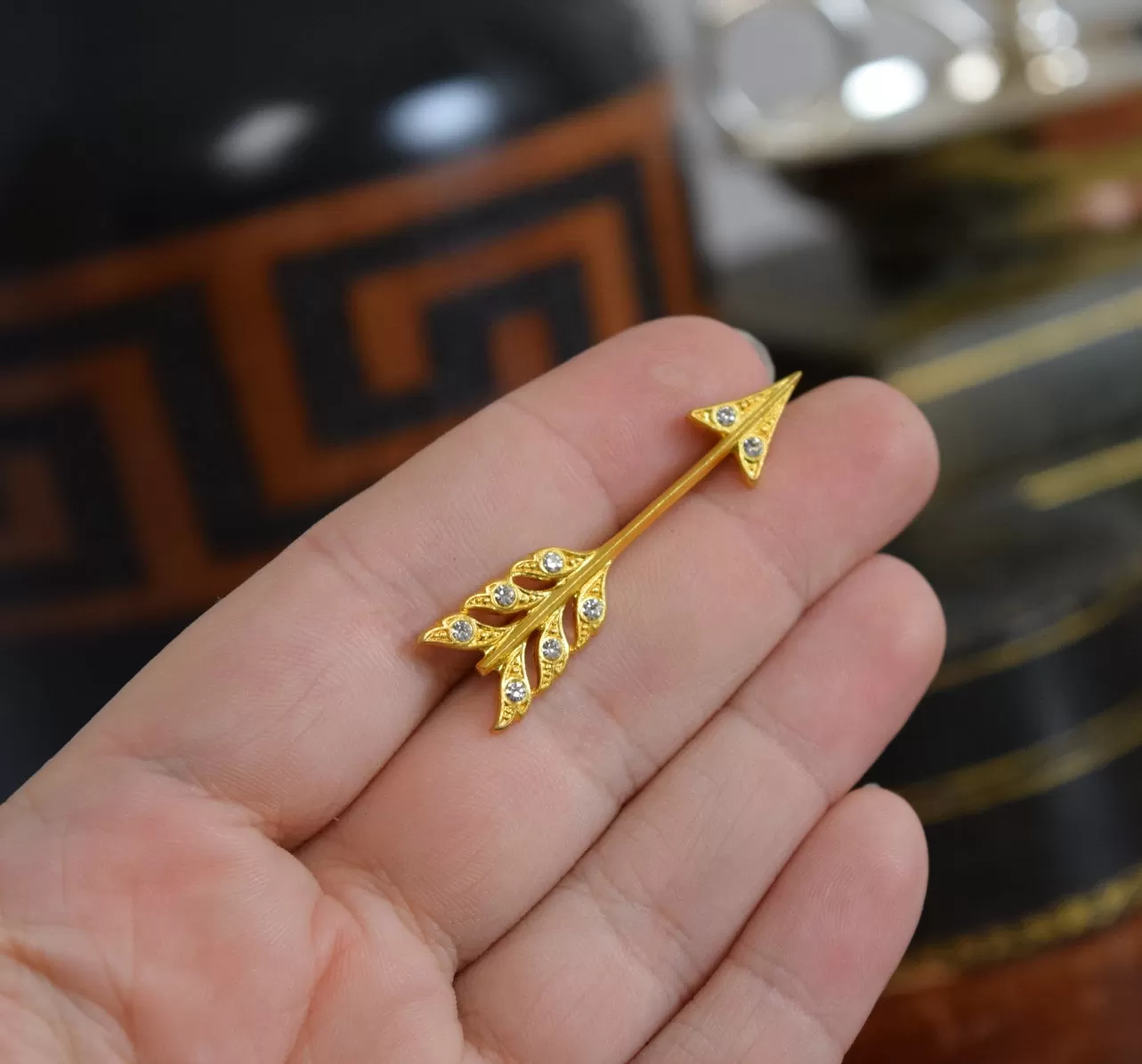 Vintage Golden Arrow Brooch